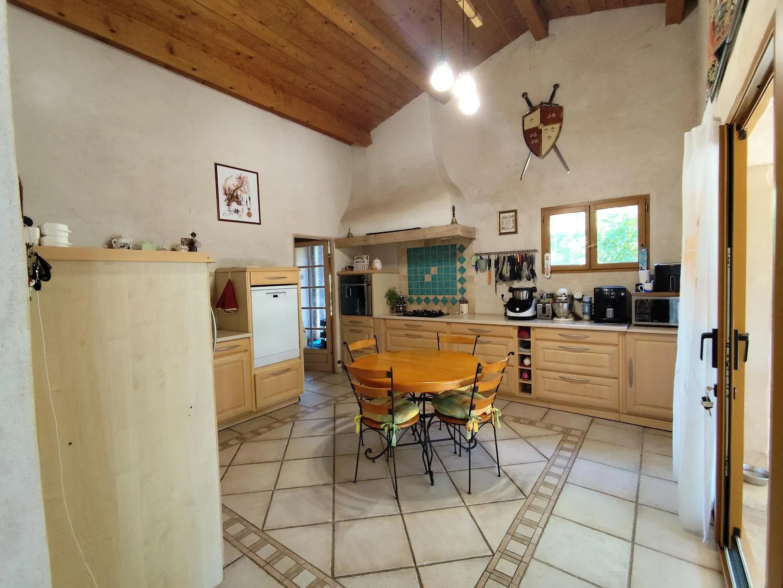 maison/villa 5 pièces à CHATEAUDOUBLE (83300) — photo 3