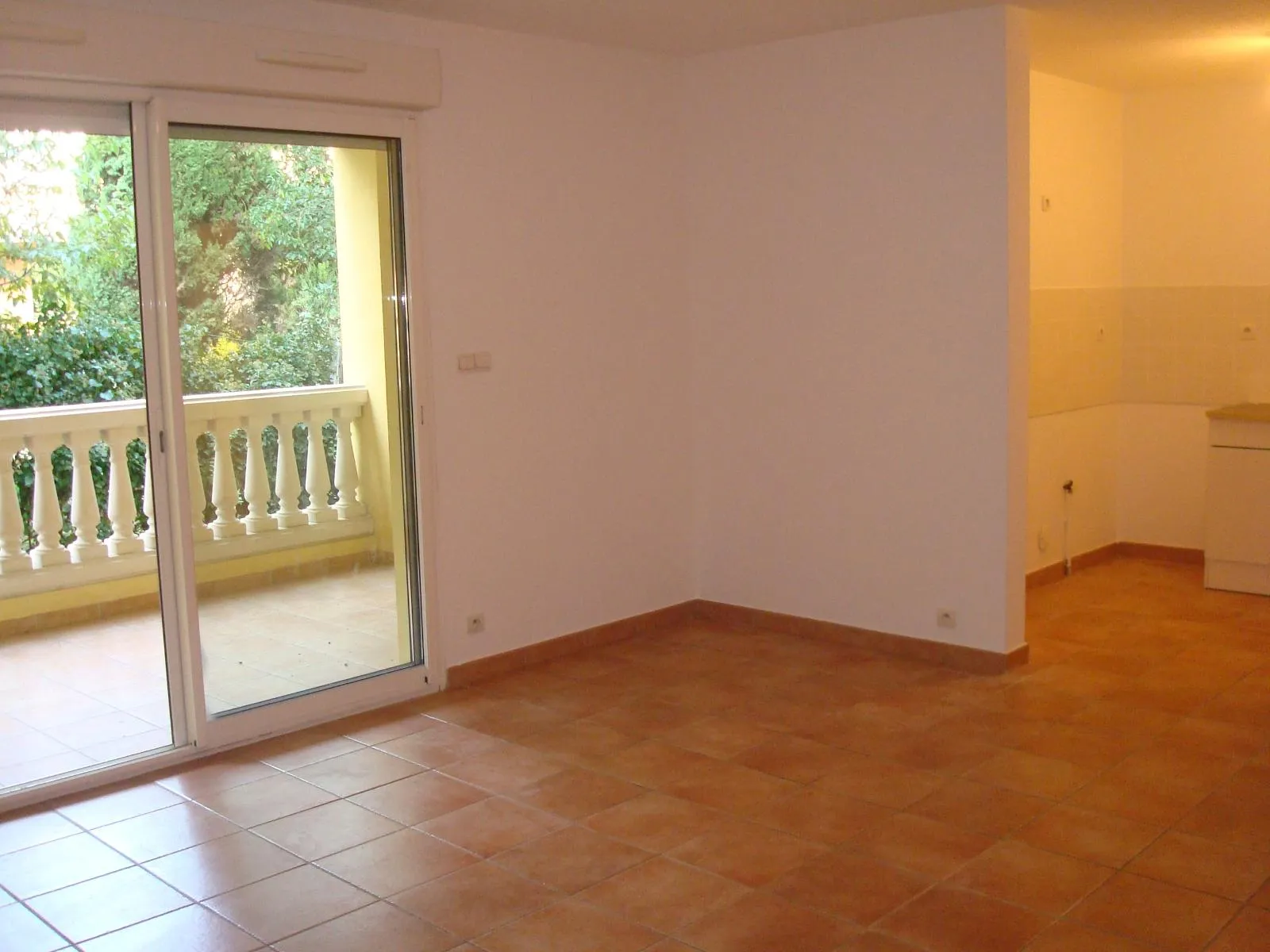 appartement 3 pièces à DRAGUIGNAN (83300) — photo 2