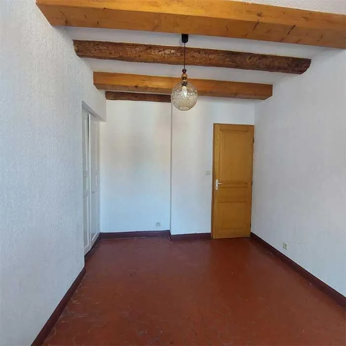 appartement 3 pièces à TRANS EN PROVENCE (83720) — photo 5