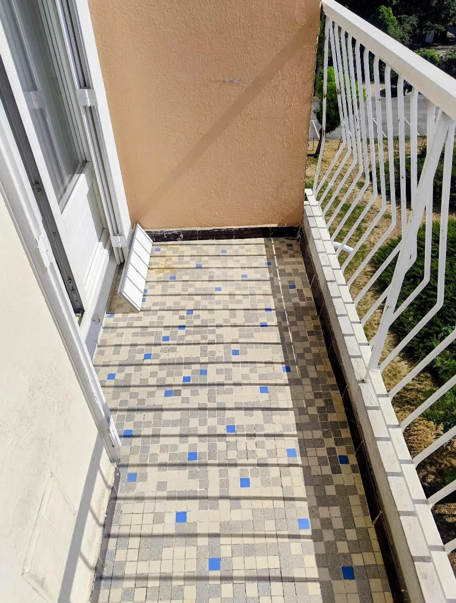 appartement 4 pièces à DRAGUIGNAN (83300) — photo 2