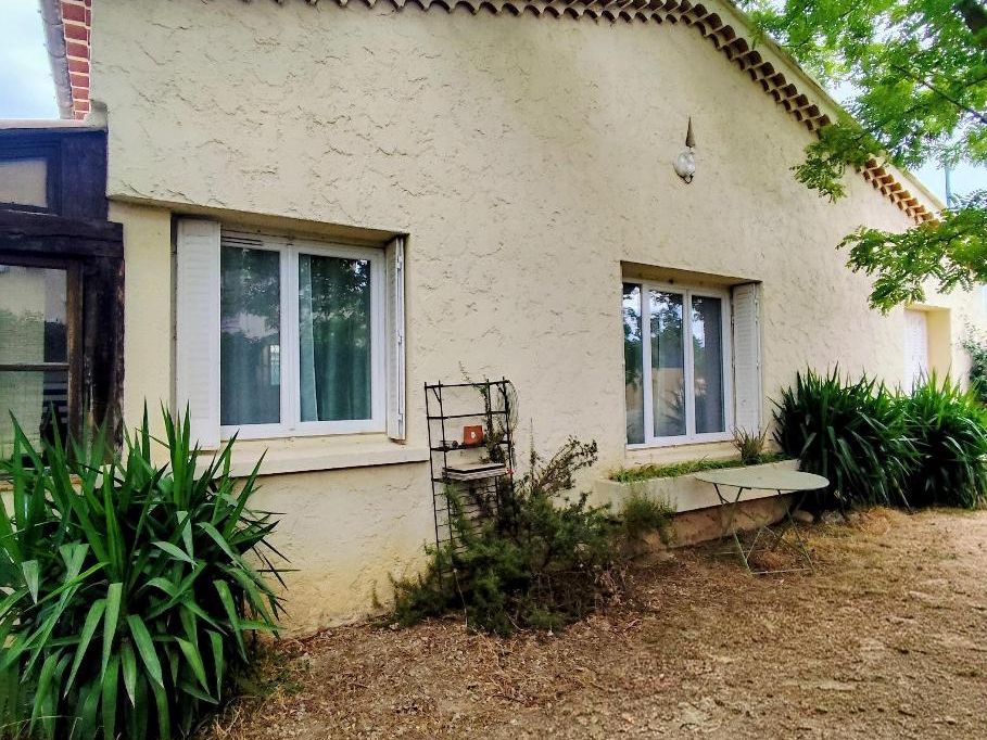 Draguignan Villa de 89 m² avec terrain de 400m², garage et veranda, proche centre ville